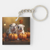 Bulldog Puppy Herfst Delight Pompoen Sleutelhanger (Achterkant)