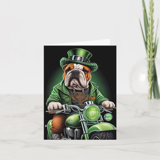 Bulldog rijdt fiets St. Patrick's Day Kaart (Voorkant)