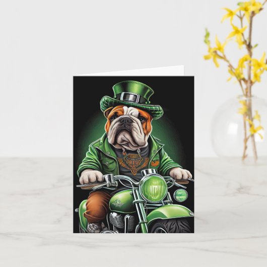 Bulldog rijdt fiets St. Patrick's Day Kaart (Gele Bloem)