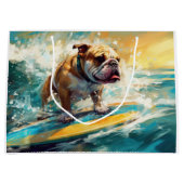 Bulldog strand surfen schilderij groot cadeauzakje (Voorkant)