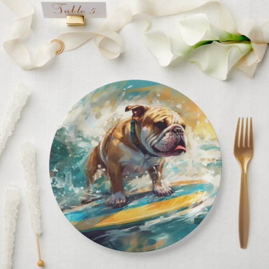 Bulldog strand surfen schilderij papieren bordje (Huwelijk)