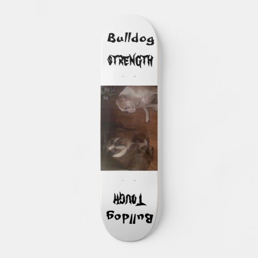 Bulldog Tough Skateboard (Voorkant)