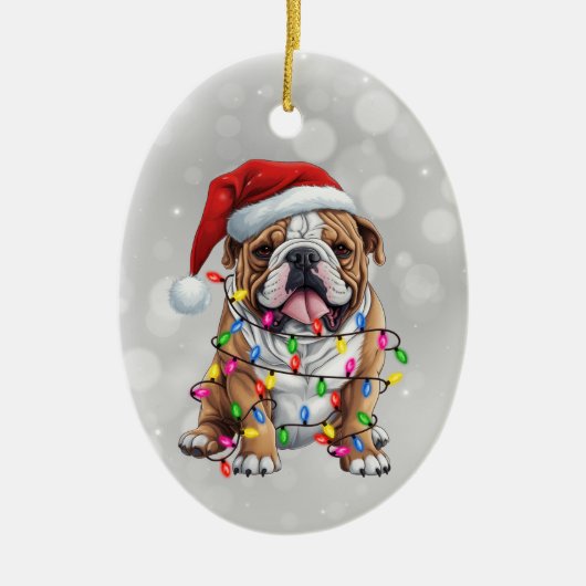 Bulldog verpakt in kerstverlichting keramisch ornament (Voorkant)