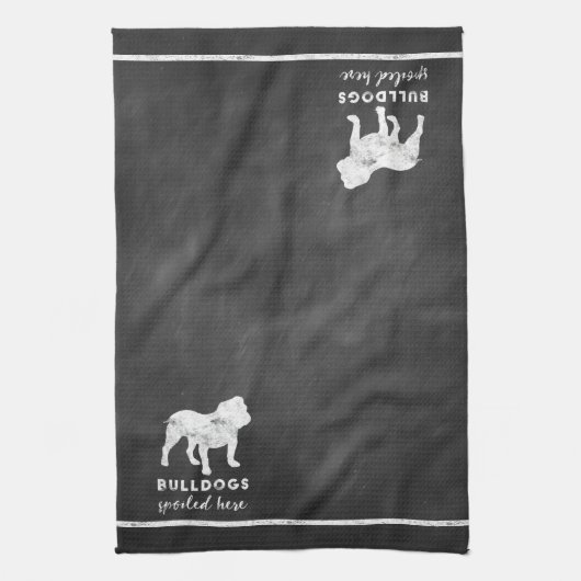 Bulldogs hier  Chalkboard Theedoek (Verticaal)