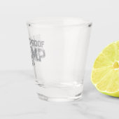 Bulletproof Trump 2024 Shot Glas (Rechts)