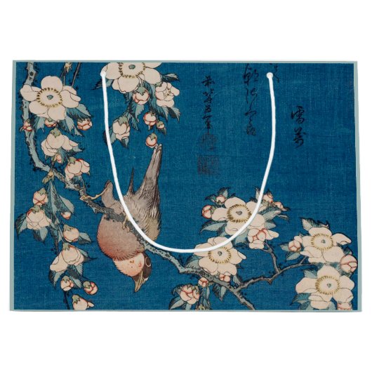 Bullfinch op een Weping Cherry Branch van Hokusai Large Cadeautasje (Voorkant)