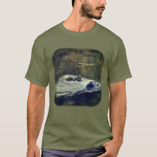 Bullfrog on Rock in Pond Natuur T-shirt