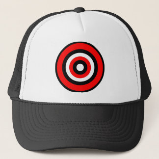 BULLS EYE TRUCKER PET
