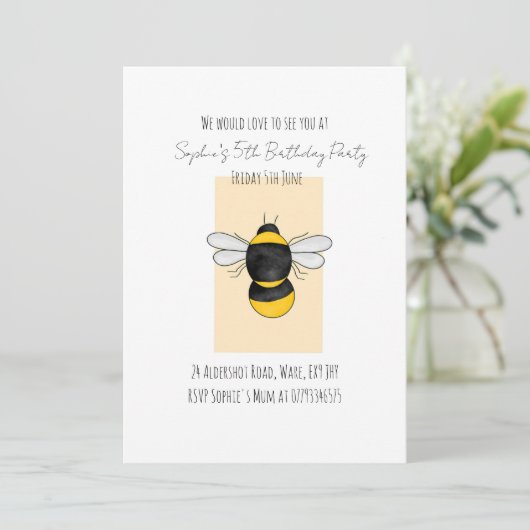 Bumble Bee Cute Birthday - uitnodiging (Staand voorkant)