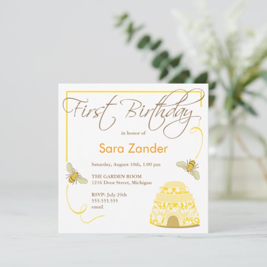 Bumble Bee First Bithday Invision Kaart (Staand voorkant)