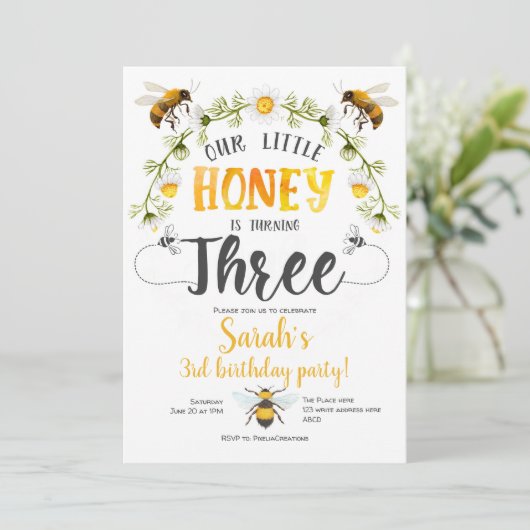 Bumble bee. Kleine honing, bijen, derde verjaardag Kaart (Staand voorkant)