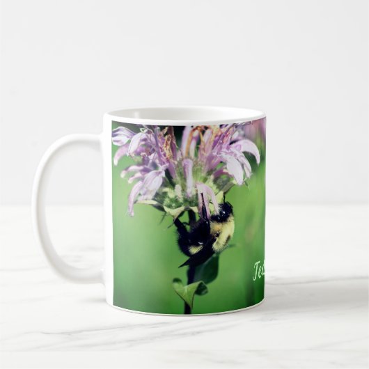 Bumble bee on bee Balm Flower Personated Koffiemok (Links)