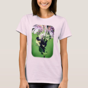 Bumble bee on bee Balm Natuur T-shirt