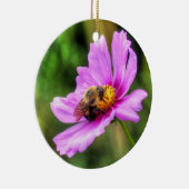 Bumble Bee. on Pink Cosmos Keramisch Ornament (Rechts)