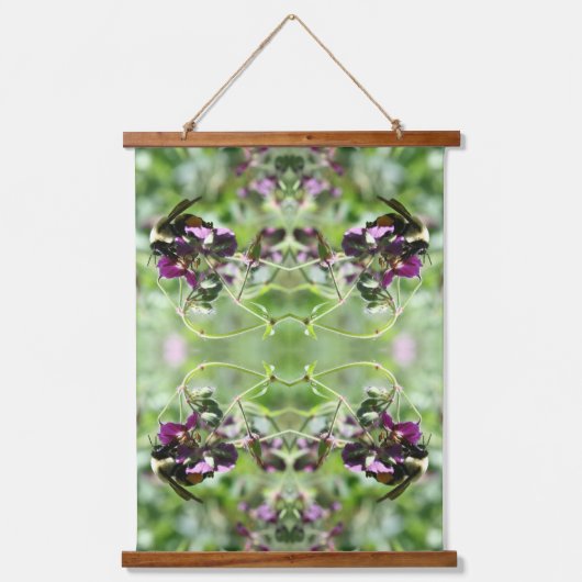 Bumble Bee On Pink Flower Natuur Abstract Hangend Wandkleed (Voorkant)