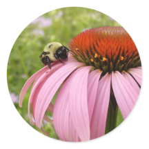 Bumble Bee op Flower Sticker