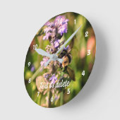 Bumble bee op Paarse ventilator, op maat gesneden Ronde Klok (Hoek)