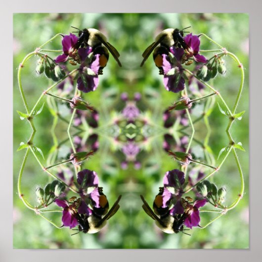 Bumble Bee op Roze Bloemspiegel Abstract Poster (Voorkant)