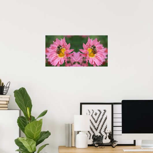 Bumble Bee op Roze Daisy Flower Mirror Abstract Poster (Thuiskantoor)