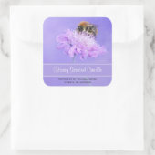 Bumble Bee Perst op een roze ventilatorkaars Vierkante Sticker (Tas)