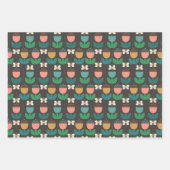 Bumble Bee & Tulips Roze en Zwart Monogram Initiaa Inpakpapier Vel (Voorkant)