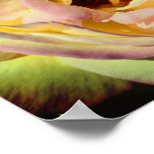 Bumble bee vliegt in roze roze roze roze dicht poster (Hoek)