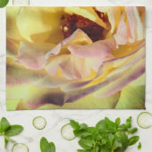 Bumble bee vliegt in roze roze roze roze dicht theedoek (Gevouwen)