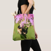 Bumble bei on bee balm close up tote bag (Dichtbij)