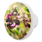 Bumble bei on roze flower keramische knop (Rechts)