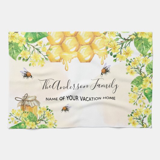 Bumble beien honey yellow florals family monogram theedoek (Horizontaal)