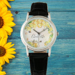 Bumble beien honey yellow florals monogram name horloge<br><div class="desc">Stommelbijen,  gele floralen en druppelhoning van honingraat. Personaliseer en voeg jouw naam toe. Golden getallen. Deze klok is ook beschikbaar in onze winkel met zwarte cijfers.</div>