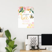 Bumblebee eerste verjaardag van de roze bloem poster (Thuiskantoor)