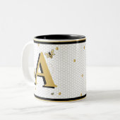 Bumblebee Honeycomb Monogrammed Tweekleurige Koffiemok (Voorkant links)
