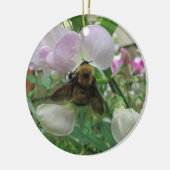 Bumblebee op zoete peper keramisch ornament (Links)
