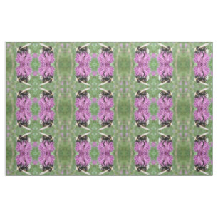 Bumblebei op een Thistle Patterned Craft Fabric Stof