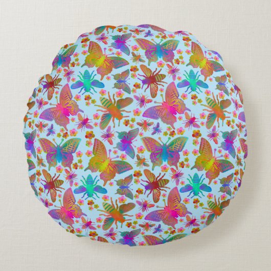 Bumbling Butterflies in Fresh Air DC Rond Kussen (Voorkant)