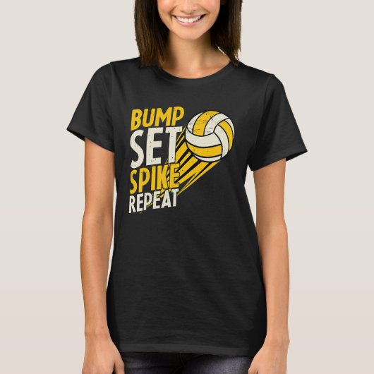 Bump Set Spike Herhaal Funny Volleyball Apparel Vi T-shirt (Voorkant)