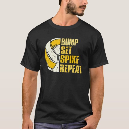 Bump Set Spike Herhaling Volleyball T-shirt (Voorkant)