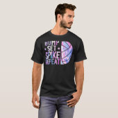Bump Set Spike Repeteren Volleyball Player Athlete T-shirt (Voorkant volledig)