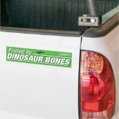 Bumpersticker "Fueled by Dinosaur Botten" (Op Truck)