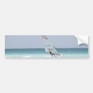 Bumpersticker met wielsurfen
