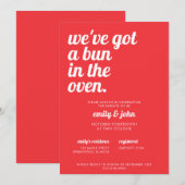 Bun in de oven Modern Minimal Red Baby shower Kaart (Voorkant / Achterkant)