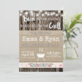 Bun in Oven BBQ Burlap Wood Gender onthulling Kaart (Staand voorkant)