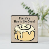 Bun in Oven Cute Modern Baby shower Invitation Kaart (Staand voorkant)