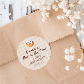 Bun in the Oven Gingham Bakery Baby Shower Favor Ronde Sticker