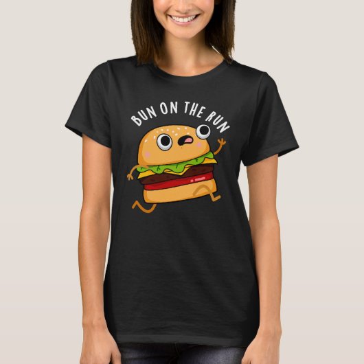 Bun on the run Funny food pun Dark BG T-shirt (Voorkant)