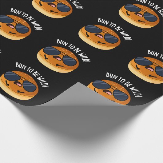 Bun To Be Wild Grappig Voedsel Pun Dark BG Cadeaupapier (Hoek)