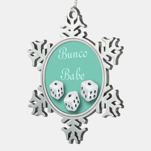 Bunco Babe met Dice-kerstsnowflake Tin Sneeuwvlok Ornament (Rechts)