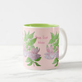 bundels roze bloemen met bloem tweekleurige koffiemok (Voorkant rechts)