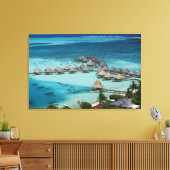 Bungalows van Beachcomber Hotel Canvas Afdruk (Insitu (Woonkamer))